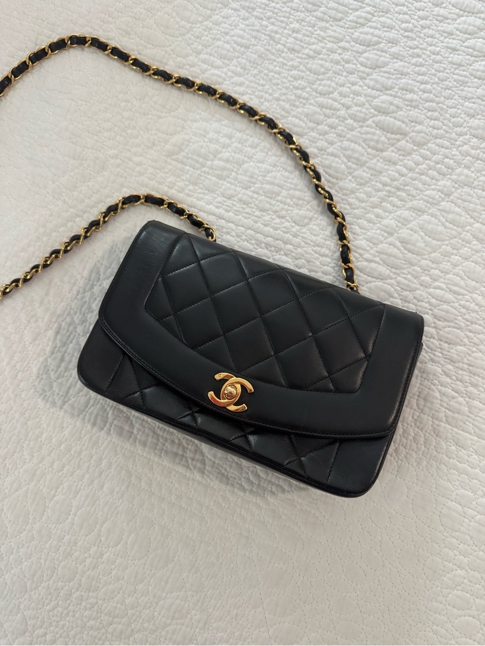 Vintage Chanel Diana Lambskin Chain Shoulder Bag Black Small